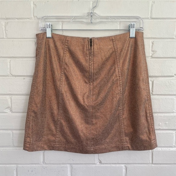 Free People Modern Femme Metallic Rose Gold Suede Mini Skirt, SZ 8 EUC - Picture 6 of 6
